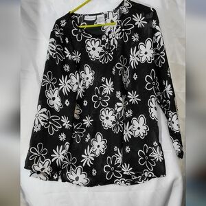 Kathy Ireland Monochrome Floral Blouse